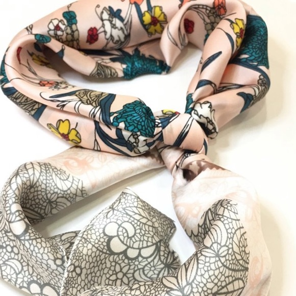 The Perfect Polyester Scarf - Picture 1 of 1